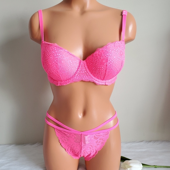 PINK Victoria's Secret Other - PINK VS DATE PUSH-UP BRA 34D + PANTY SIZE M